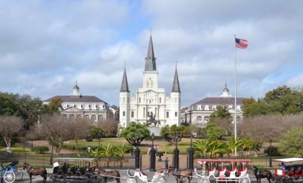 The Ultimate New Orleans Bucket List | Tall Girl Big World