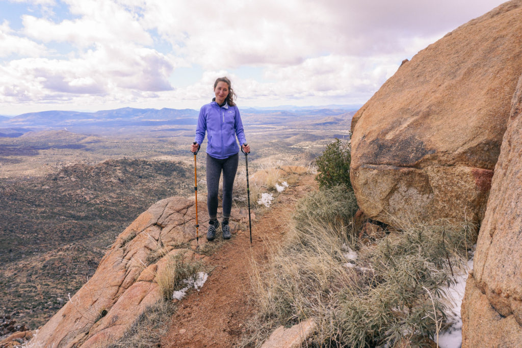 What to wear and pack for a winter hike