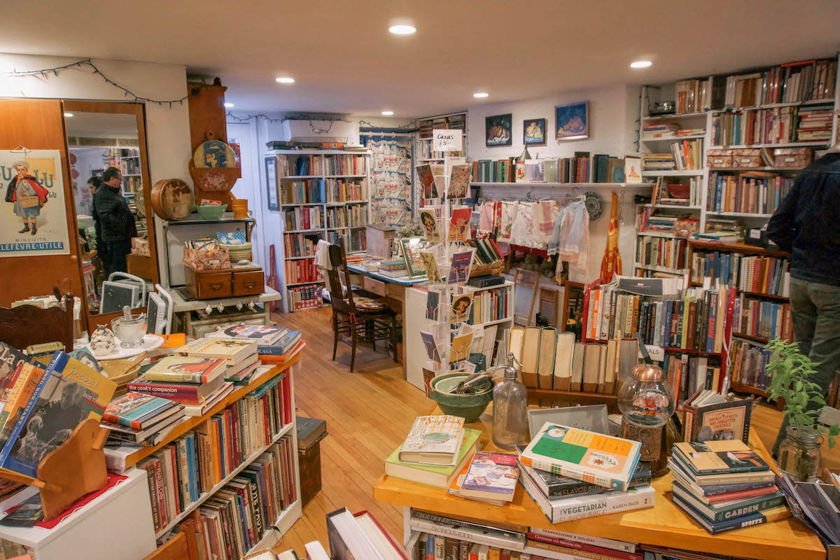 Inside Bonnie Slotnick cookbook bookstore in NYC. 