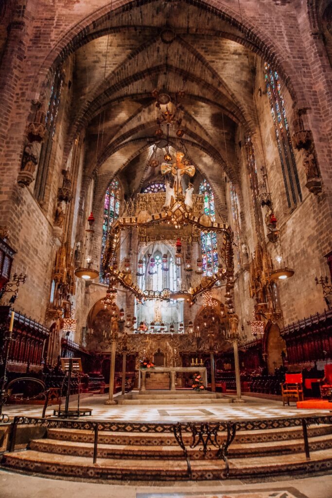 The altar of Palma's Cathedral.