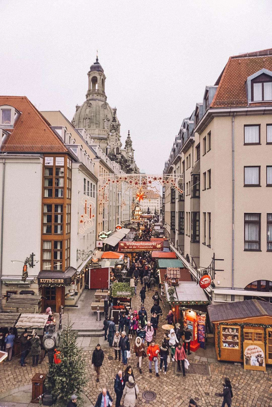 Christmas market in Dresden along Münzgasse