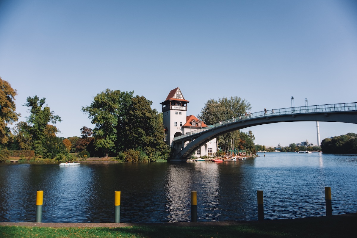 Bridge to the Insel der Jugend in Berlin