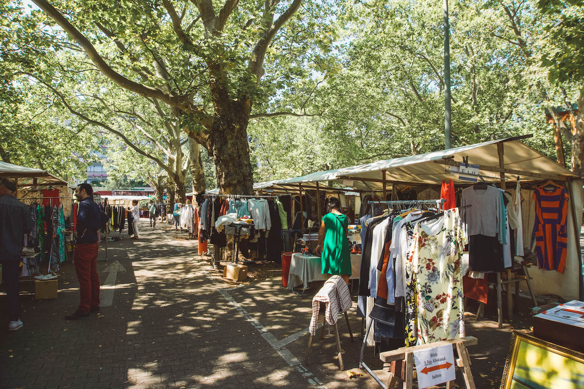 Stalls at the Fehrbelliner Platz flea market in Berlin. 