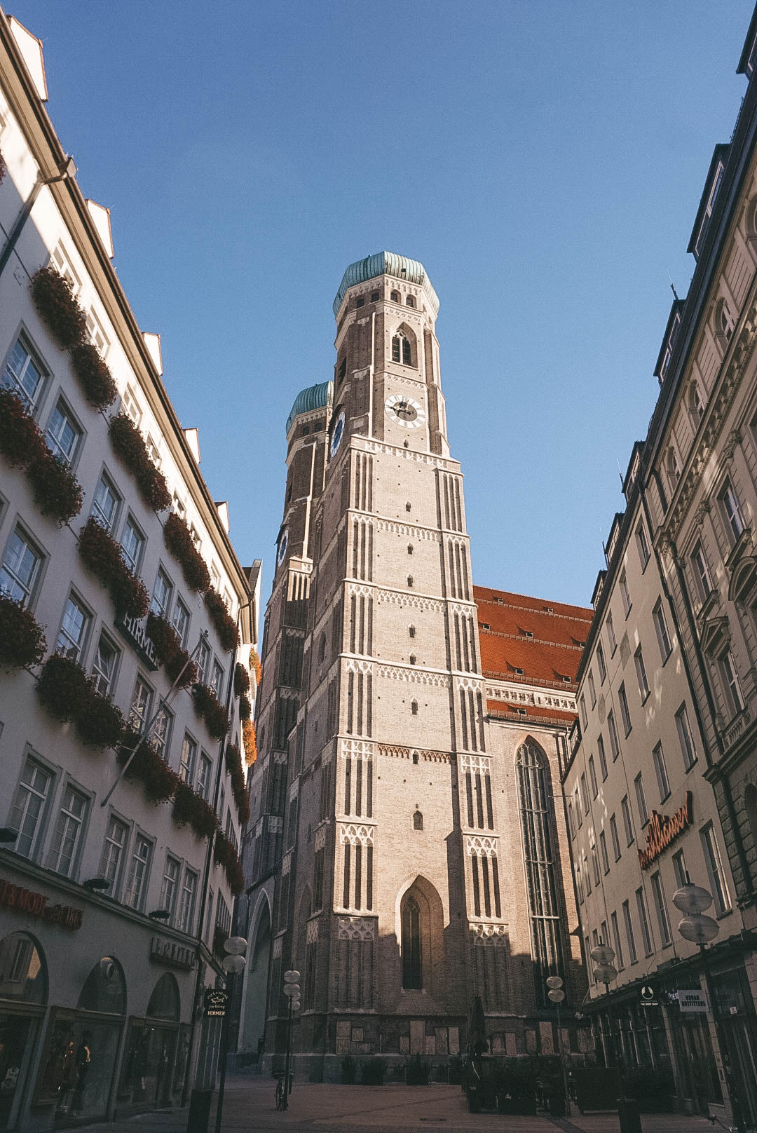 Side view of Munich's Frauenkirche