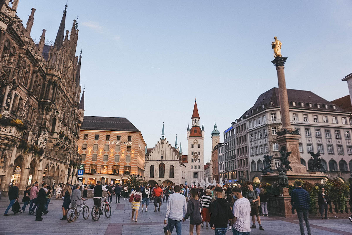 Marienplatz in Munich at sunset