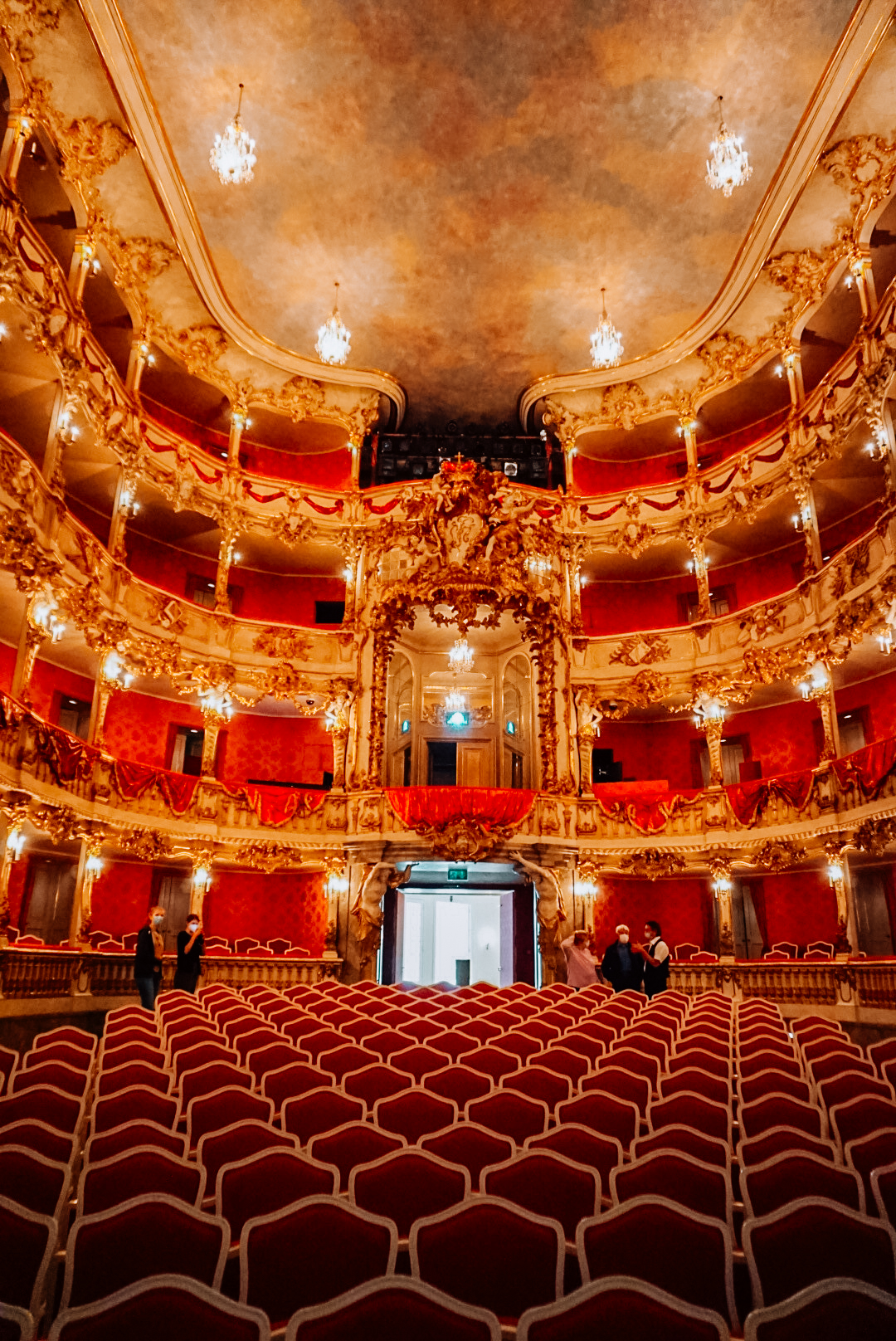 Looking at the back of the Cuvilliés Theatre in Munich