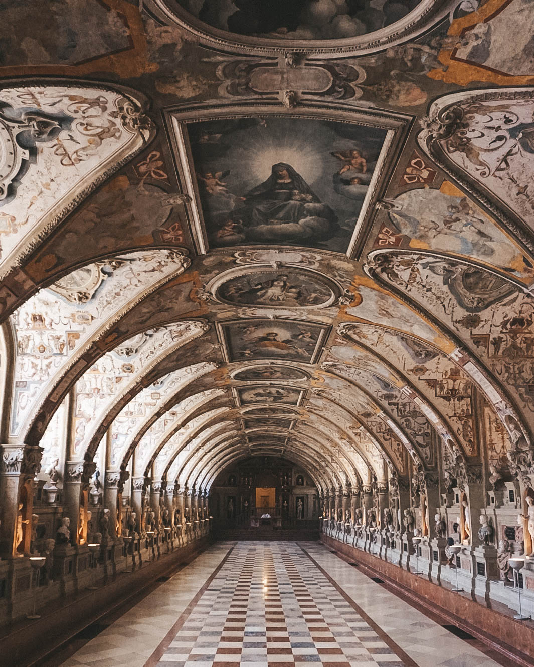 The Antiquarium inside the Munich Residenz 