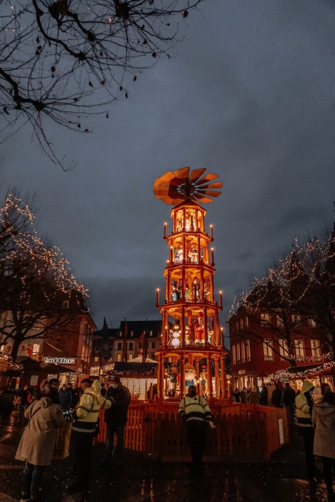 Christmas pyramid lit up at the Mainz Christmas market