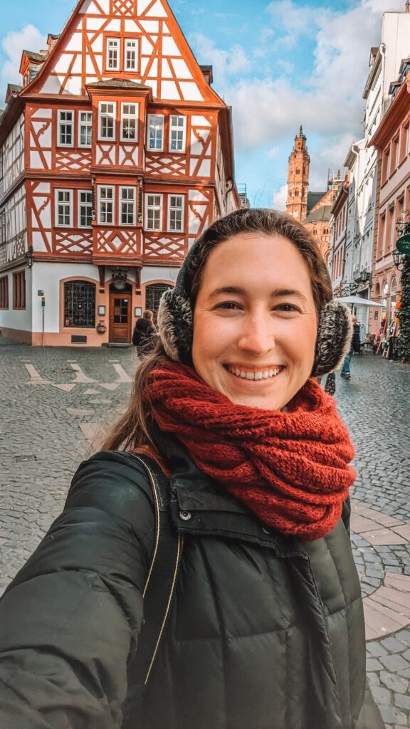 Woman smiling in the Mainz Old Town