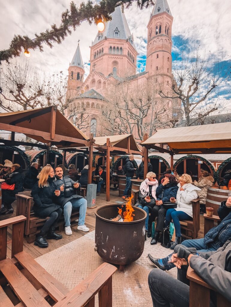Fire pit at Mainz Christmas market 
