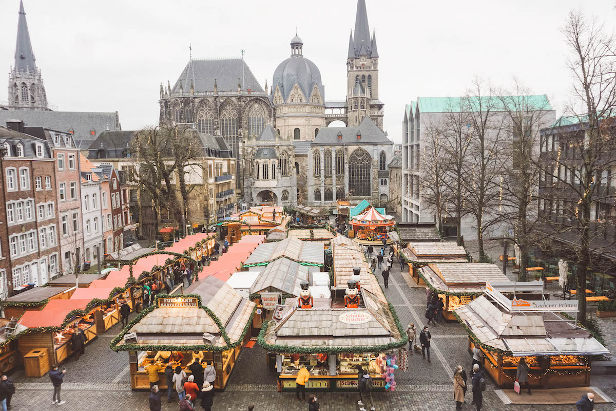 Aachen Christmas market, seen from above