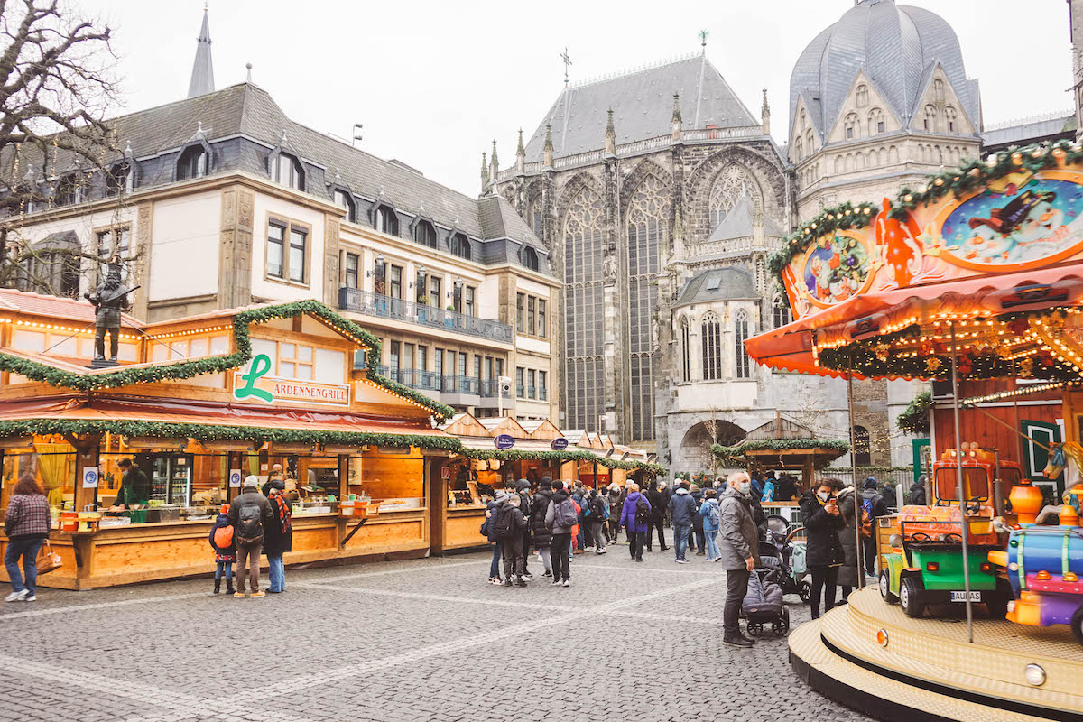 Carousel with Aachen cathedral in background