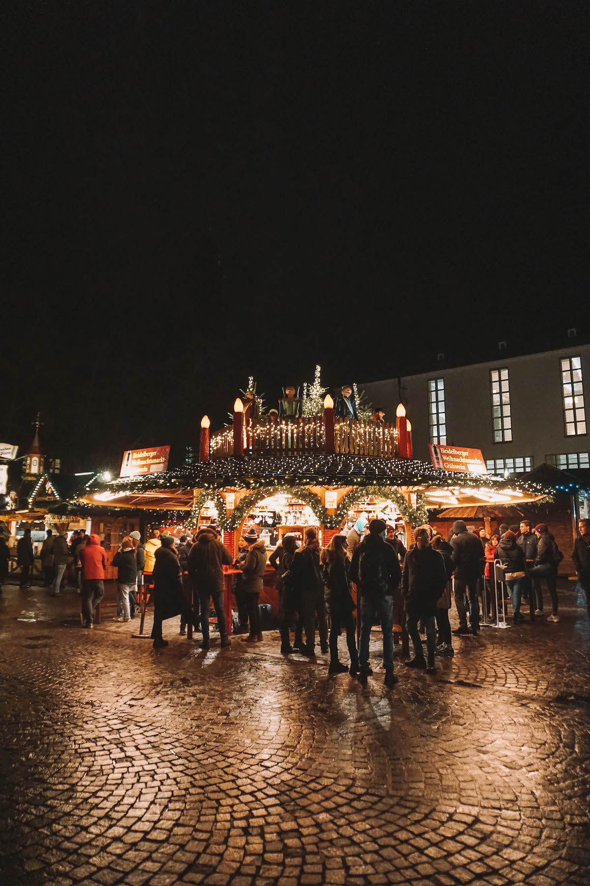 Universitaetsplatz Christmas market at night