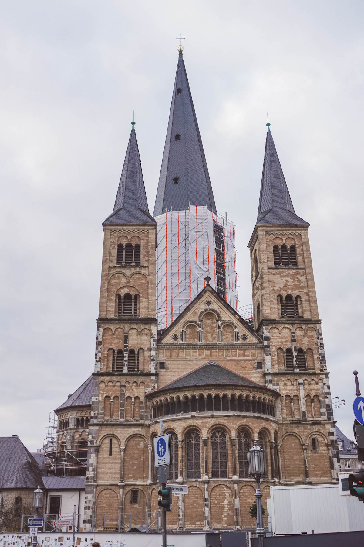 Front view of the Bonn basilica