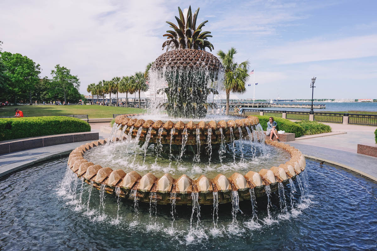 The pineapple fountain in Charleston's Waterfront Park. 