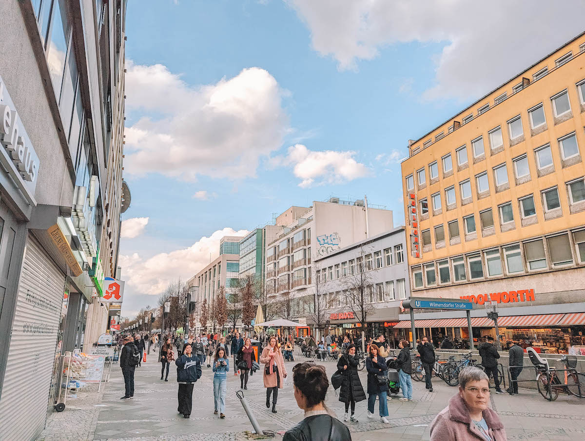 Wilmersdorfer Strasse in Charlottenburg, Berlin