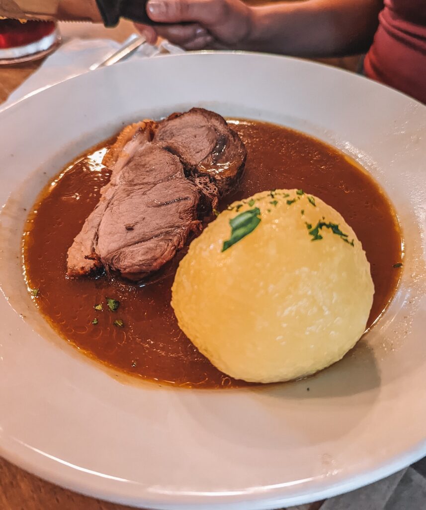 schweinebraten with knödel