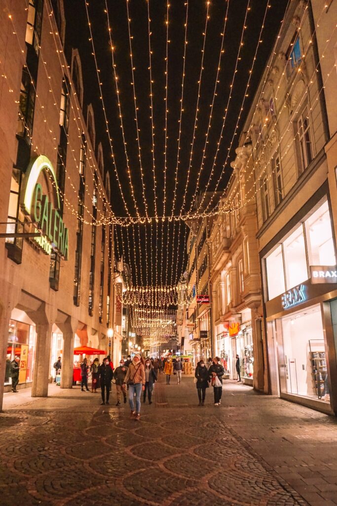 Twinkle lights in Old Town Bonn