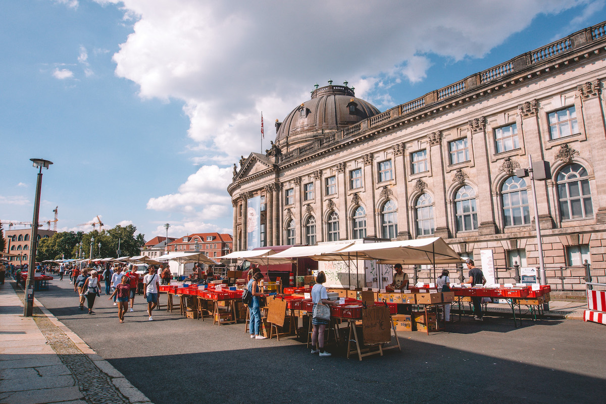 Flea market in front of the Bode Museum in Berlin.