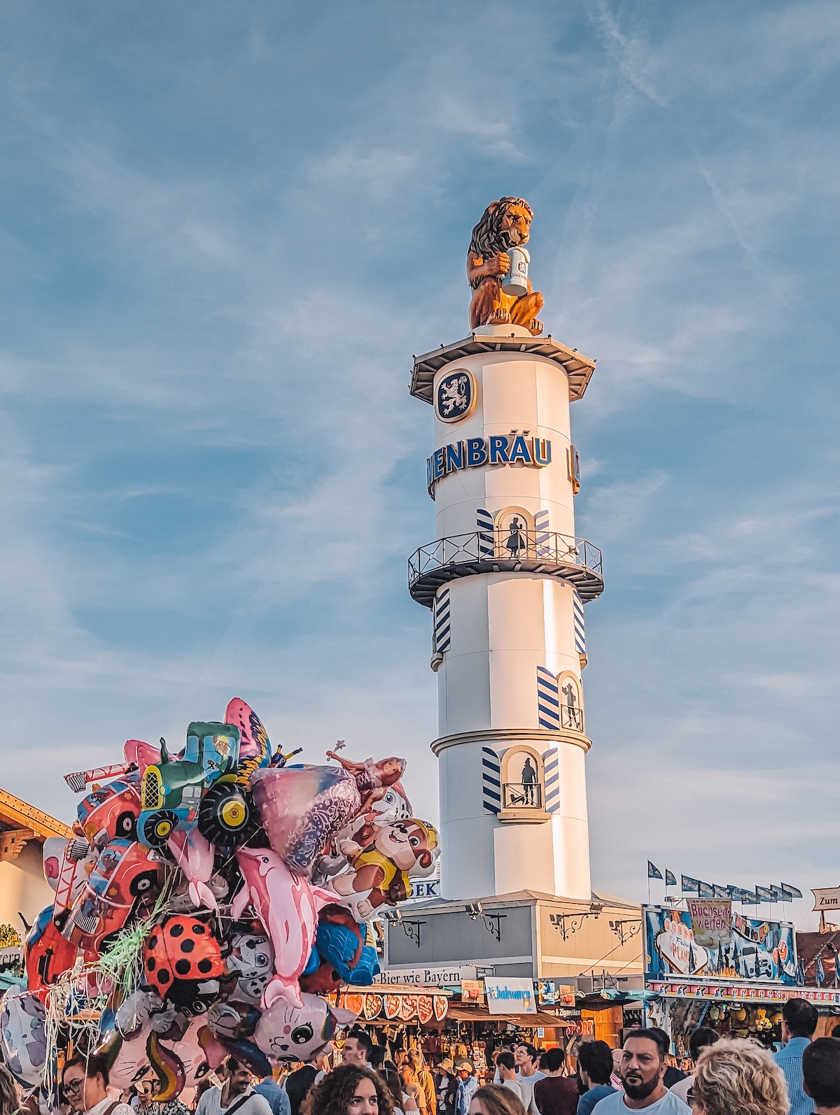 The Löwenbräu pillar at Oktoberfest