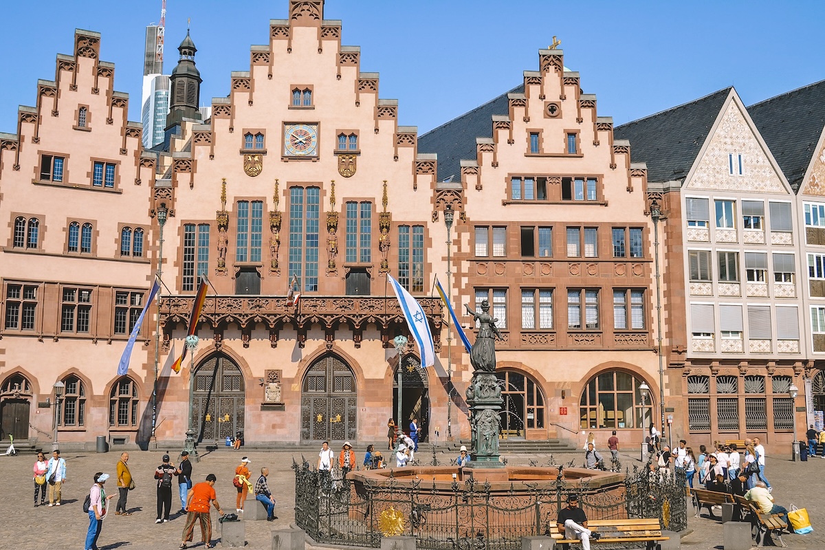 The three-gabled Römer in Frankfurt.