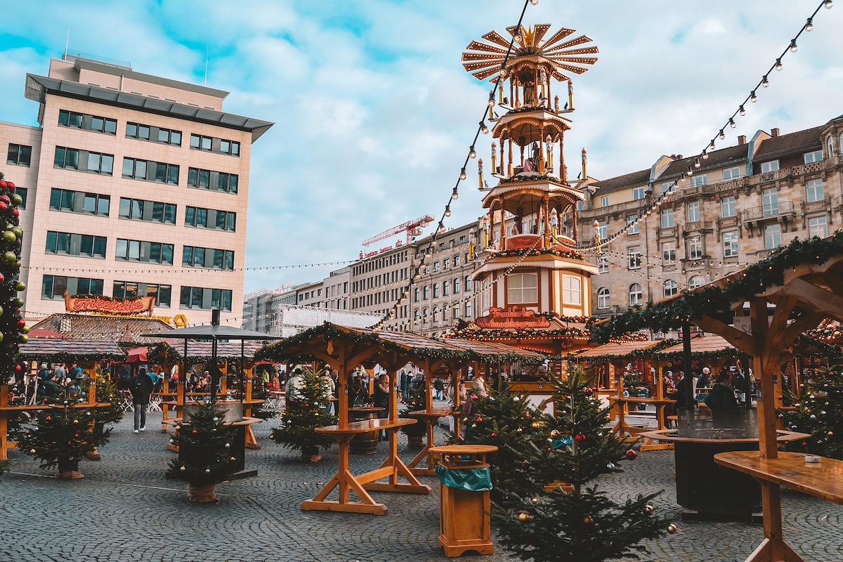 Part of the Frankfurt Christmas Market, at the Roßmarkt
