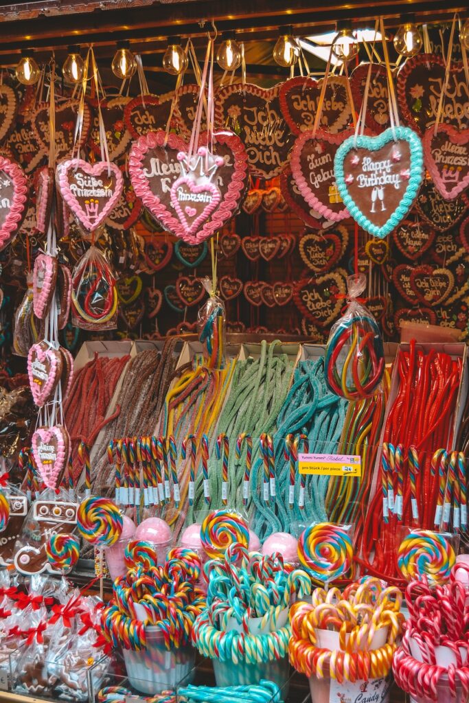 Lebkuchen and candy for sale at the Christmas market